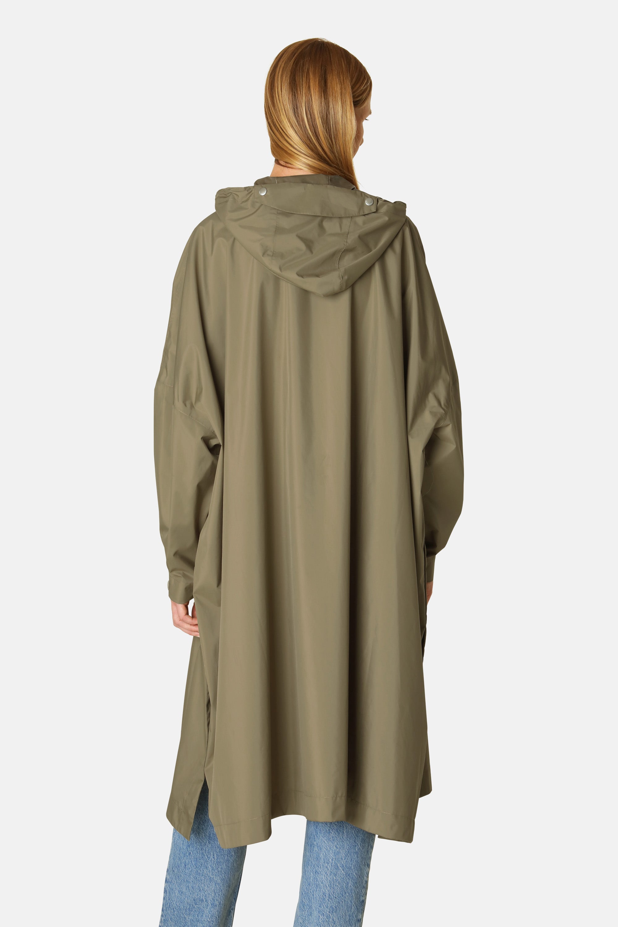 Ilse Jacobsen Hornbæk Rain Poncho w. Sleeves Poncho 496 Covert Green